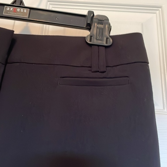 Ann Taylor Loft sz 4 Julie Trouser Career pants black. Front and back pockets - Picture 2 of 10